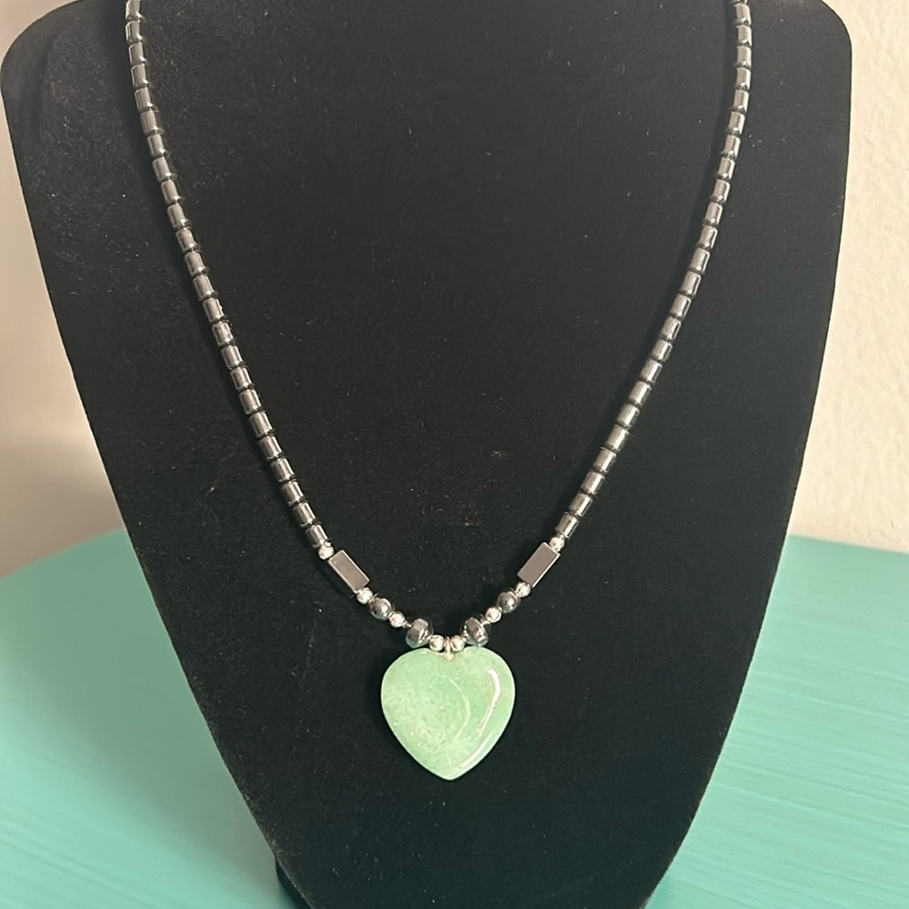 New Hand Crafted Heart Shaped Aventurine Quartz And Hematite Bead Necklace